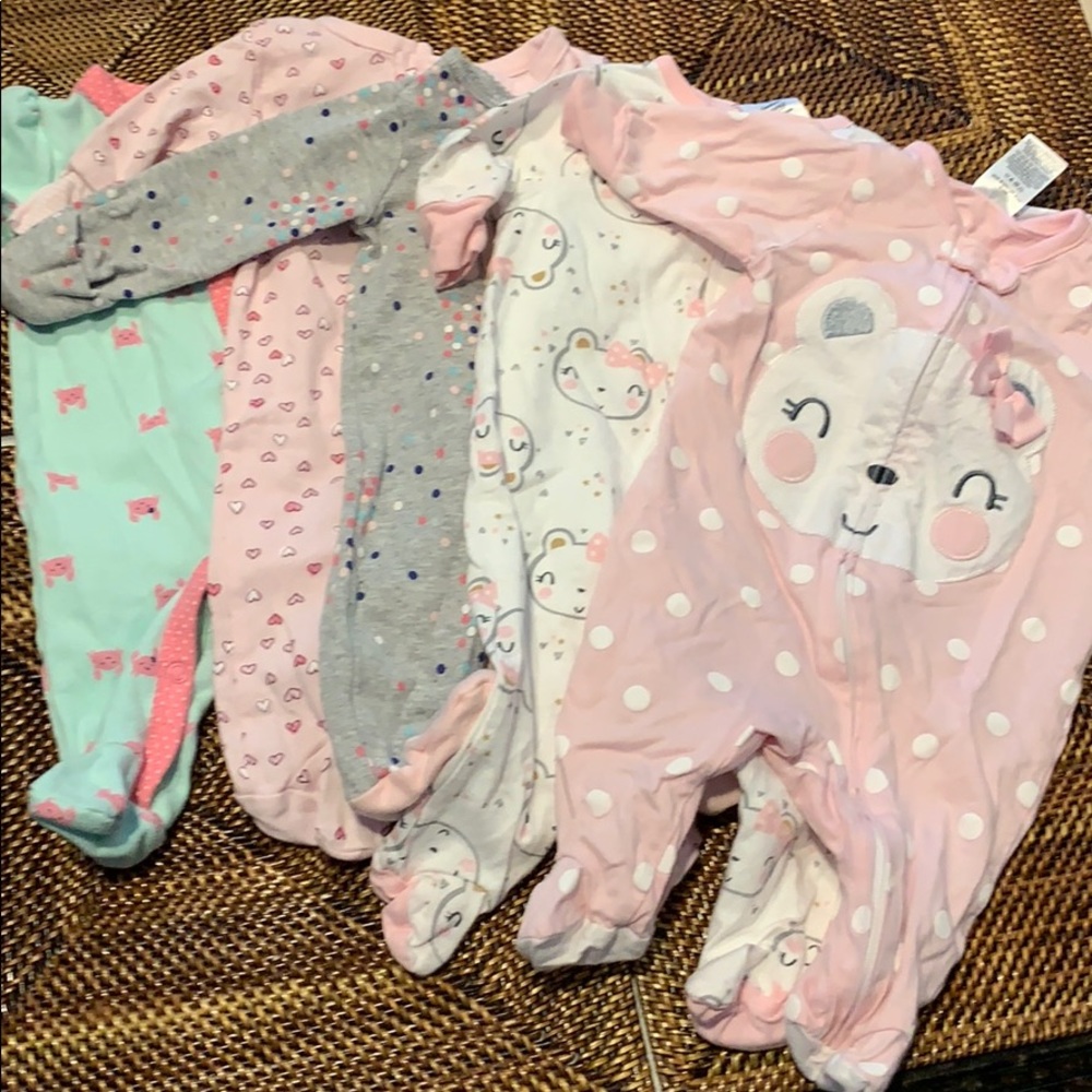 Gerber/Carter’s newborn footsie pajama bundle